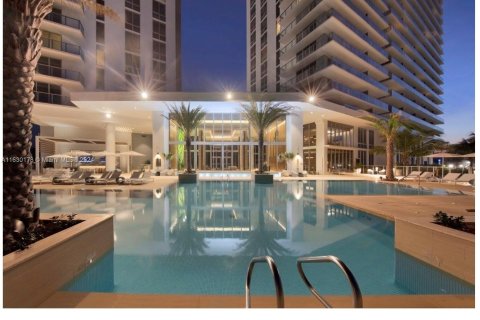 Condominio en venta en North Miami Beach, Florida, 2 dormitorios, 102.84 m2 № 1290968 - foto 6