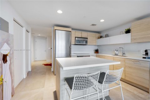 Copropriété à vendre à North Miami Beach, Floride: 2 chambres, 102.84 m2 № 1290968 - photo 20