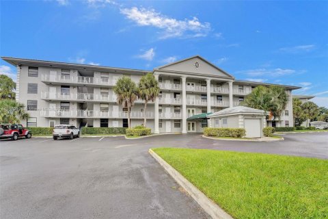 Copropriété à vendre à Davie, Floride: 2 chambres, 128.67 m2 № 1290917 - photo 2