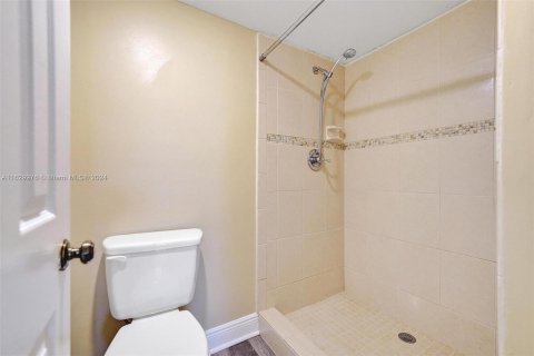 Condo in Davie, Florida, 2 bedrooms  № 1290917 - photo 21