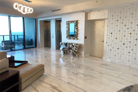 Copropriété à vendre à Sunny Isles Beach, Floride: 4 chambres, 385.92 m2 № 21431 - photo 14