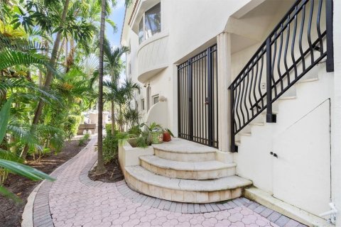 Condominio en venta en Fort Lauderdale, Florida, 2 dormitorios, 198.9 m2 № 1129194 - foto 23