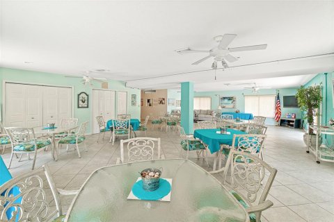 Copropriété à vendre à Cocoa Beach, Floride: 3 chambres, 138.89 m2 № 1379908 - photo 15