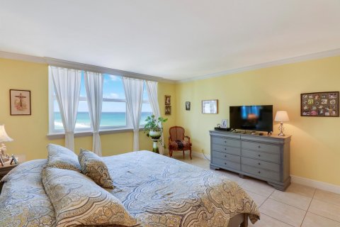 Condo in Riviera Beach, Florida, 2 bedrooms  № 1154540 - photo 23