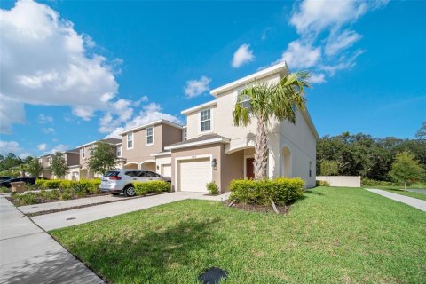 Adosado en venta en Kissimmee, Florida, 3 dormitorios, 144.46 m2 № 1312458 - foto 2