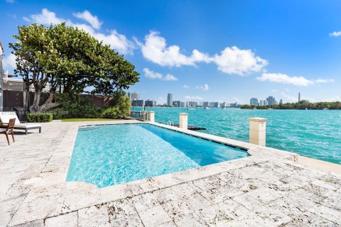 Terrain à vendre à Miami Beach, Floride № 942788 - photo 2