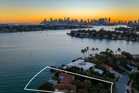 Land in Miami Beach, Florida № 942788 - photo 21