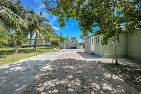 Villa ou maison à vendre à Lake Worth, Floride: 3 chambres, 136.38 m2 № 1423689 - photo 19