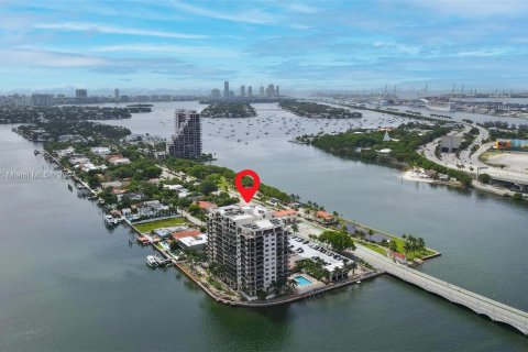 Copropriété à vendre à Miami, Floride: 3 chambres, 170.94 m2 № 1232981 - photo 13