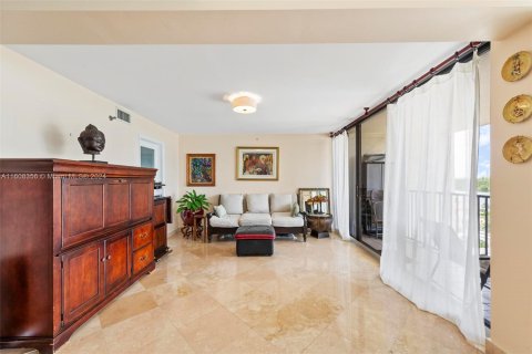 Condo in Miami, Florida, 3 bedrooms  № 1232981 - photo 5