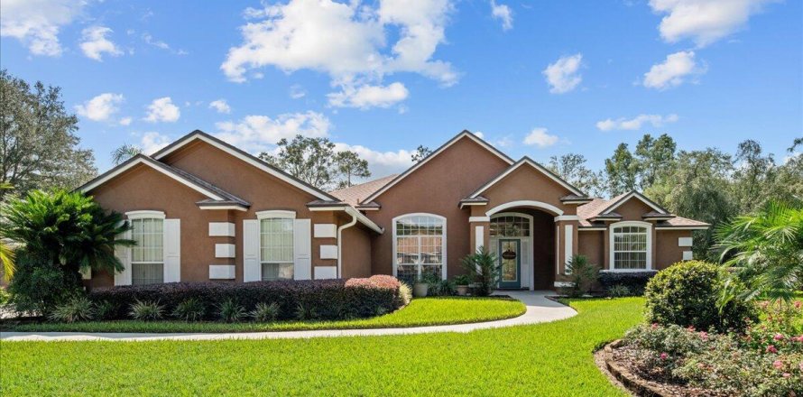 House in St. Johns, Florida 4 bedrooms, 217.95 sq.m. № 772480