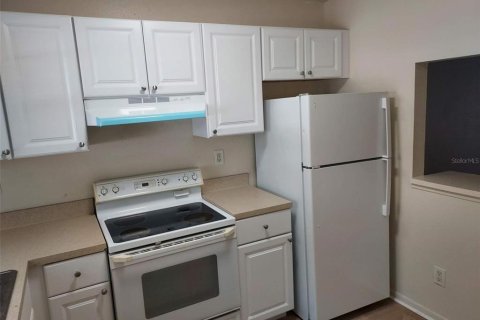 Condo in Tampa, Florida, 2 bedrooms  № 1370212 - photo 2