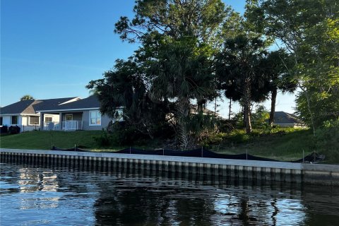 Terrain à vendre à Palm Coast, Floride № 767661 - photo 7