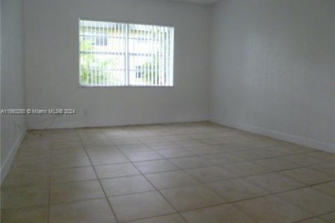 Condominio en venta en Plantation, Florida, 1 dormitorio, 68.38 m2 № 1098505 - foto 8