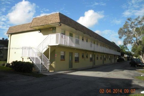 Condominio en venta en Plantation, Florida, 1 dormitorio, 68.38 m2 № 1098505 - foto 14