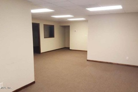 Immobilier commercial à louer à Jacksonville, Floride: 98.2 m2 № 826885 - photo 5