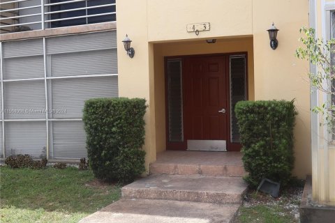 Condominio en venta en Lauderhill, Florida, 2 dormitorios, 79.9 m2 № 1101510 - foto 14