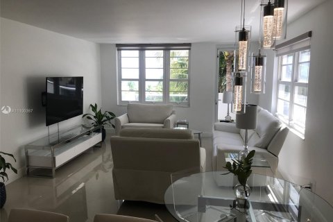 Condominio en alquiler en Miami Beach, Florida, 1 dormitorio, 78.97 m2 № 13746 - foto 14