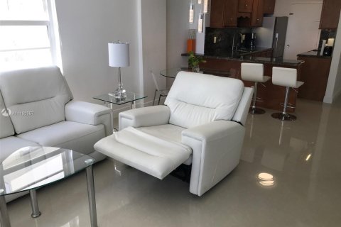 Copropriété à louer à Miami Beach, Floride: 1 chambre, 78.97 m2 № 13746 - photo 8