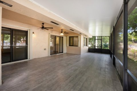 Touwnhouse à vendre à Plantation, Floride: 3 chambres, 142.7 m2 № 1311050 - photo 23