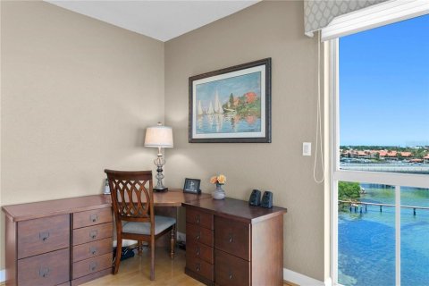 Condo in Saint Petersburg, Florida, 3 bedrooms  № 1383167 - photo 23