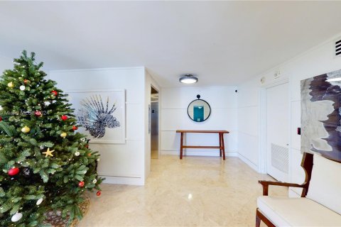 Condominio en venta en Key Biscayne, Florida, 2 dormitorios, 138.98 m2 № 929187 - foto 26