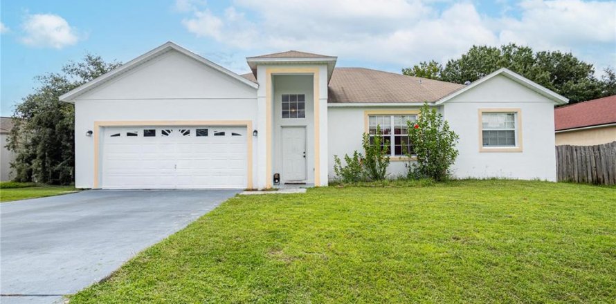 Villa ou maison à Kissimmee, Floride 3 chambres, 174.28 m2 № 1367818