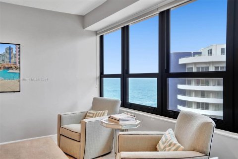 Copropriété à vendre à Miami Beach, Floride: 3 chambres, 141.21 m2 № 1397394 - photo 19