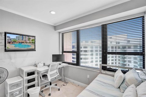 Copropriété à vendre à Miami Beach, Floride: 3 chambres, 141.21 m2 № 1397394 - photo 25