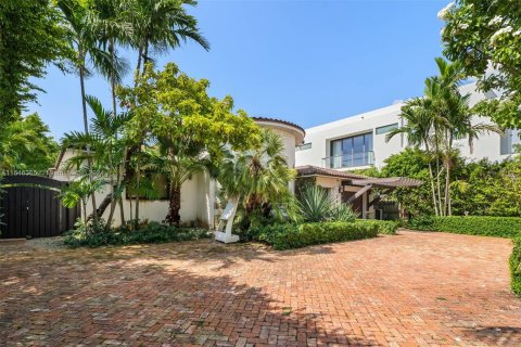 Villa ou maison à vendre à Miami Beach, Floride: 4 chambres, 270.72 m2 № 1329895 - photo 7