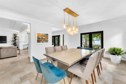 Villa ou maison à vendre à Miami Beach, Floride: 4 chambres, 270.72 m2 № 1329895 - photo 22