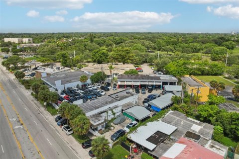 Immobilier commercial à vendre à North Miami Beach, Floride № 1315941 - photo 28