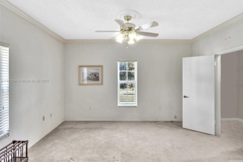 House in Miramar, Florida 4 bedrooms, 363.43 sq.m. № 752005 - photo 26