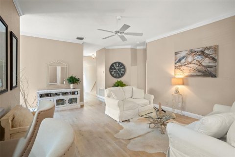 Condominio en venta en Orlando, Florida, 3 dormitorios, 170.1 m2 № 1302176 - foto 4