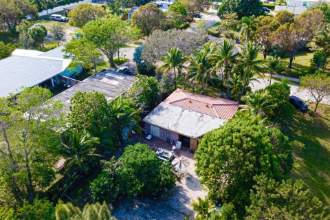 Villa ou maison à vendre à Delray Beach, Floride: 4 chambres, 113.15 m2 № 923316 - photo 19