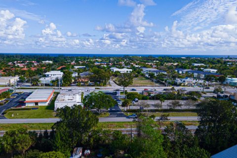 Villa ou maison à vendre à Delray Beach, Floride: 4 chambres, 113.15 m2 № 923316 - photo 6