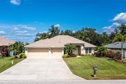 Villa ou maison à vendre à Punta Gorda, Floride: 3 chambres, 212.37 m2 № 1201421 - photo 1