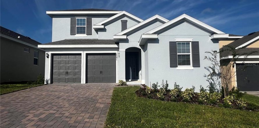 House in Minneola, Florida 5 bedrooms, 285.77 sq.m. № 1390140