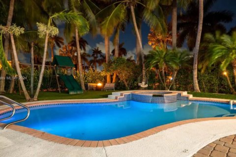 Casa en venta en Hollywood, Florida, 7 dormitorios № 1178830 - foto 29