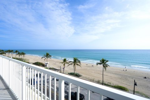 Condo in Palm Beach, Florida, 3 bedrooms  № 952359 - photo 29