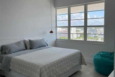 Copropriété à louer à Miami Beach, Floride: 2 chambres, 80.36 m2 № 22063 - photo 11