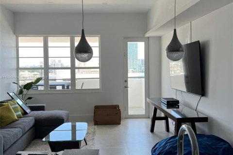 Copropriété à louer à Miami Beach, Floride: 2 chambres, 80.36 m2 № 22063 - photo 4