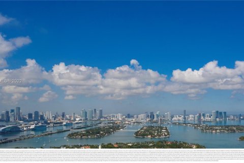 Condominio en venta en Miami Beach, Florida, 4 dormitorios, 547.01 m2 № 15287 - foto 9