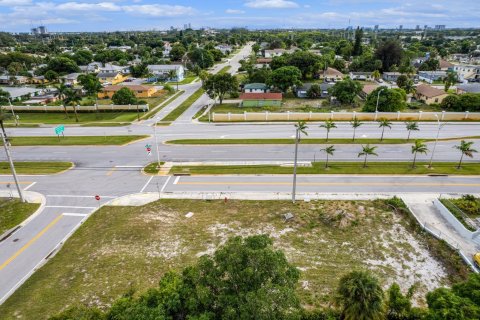 Купить земельный участок в Ривьера-Бич, Флорида № 582116 - фото 12