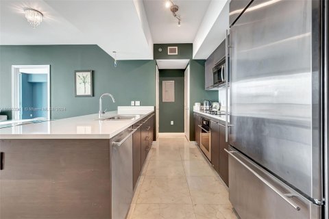 Copropriété à vendre à Miami, Floride: 2 chambres, 103.21 m2 № 1222893 - photo 2