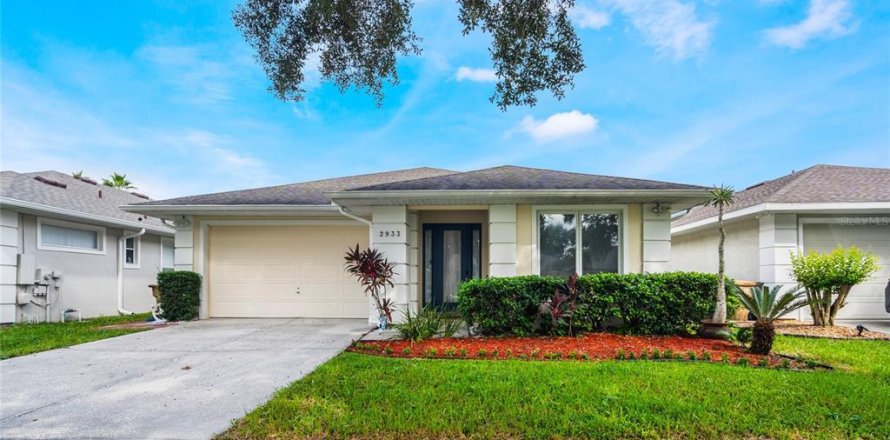 House in Kissimmee, Florida 4 bedrooms, 157.93 sq.m. № 1368509