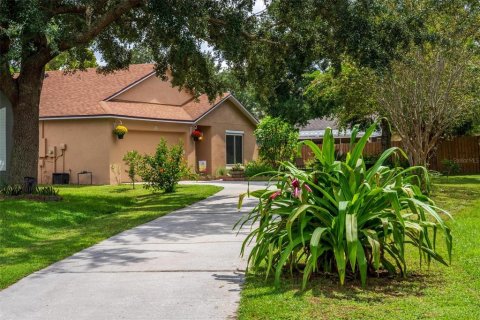 Casa en venta en Apopka, Florida, 4 dormitorios, 180.79 m2 № 1368564 - foto 3