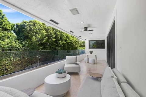 Villa ou maison à vendre à Coral Gables, Floride: 5 chambres, 414.72 m2 № 1367566 - photo 30