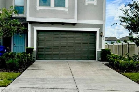 Townhouse in Wesley Chapel, Florida 3 bedrooms, 167.87 sq.m. № 1363788 - photo 4