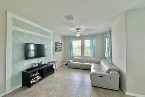 Townhouse in Wesley Chapel, Florida 3 bedrooms, 167.87 sq.m. № 1363788 - photo 22